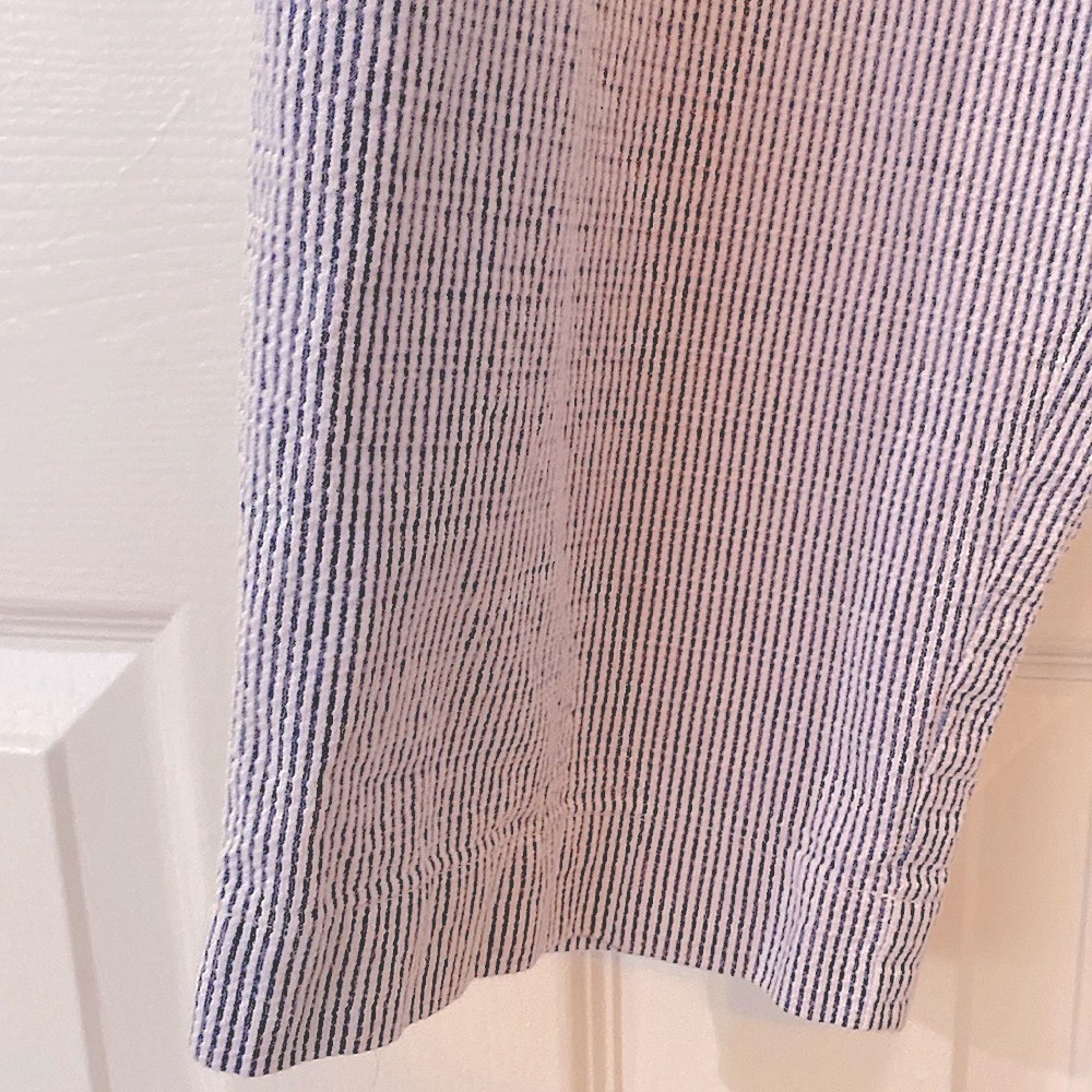 Poetry Blue & White Searsucker pants. 100% cotton in EUC. Great brand. Size 12. - Picture 11 of 15